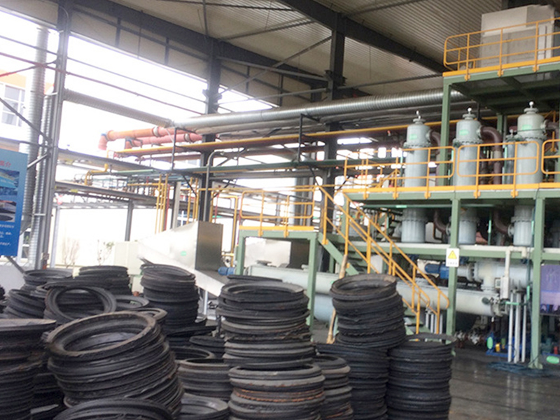 湖南某企業(yè)15臺設備追加2臺裂解設備